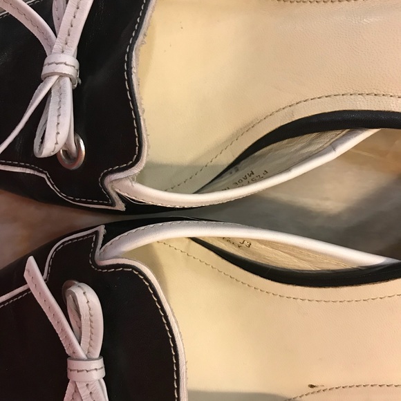 Authentic Coach leather mules. - Picture 5 of 7